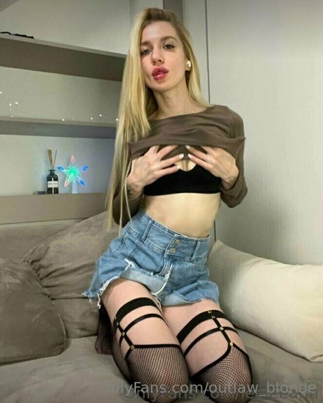 Outlawblonde