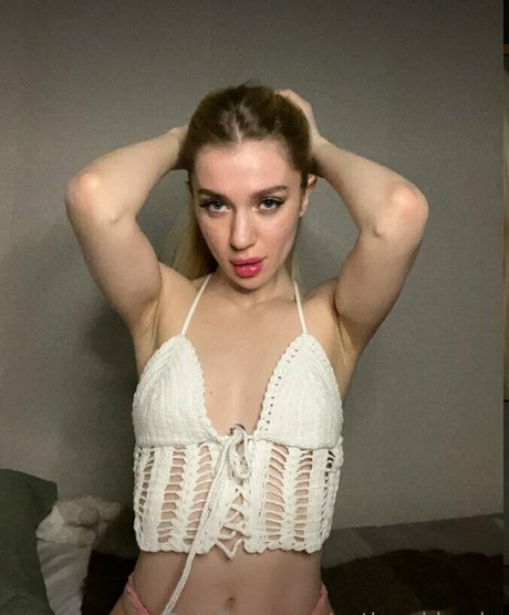 Naken läckt OnlyFans-bild av Outlawblonde
