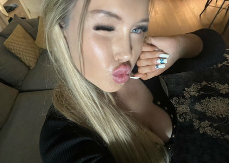 Nahá fotka uniklých OnlyFans od Bootybyshel