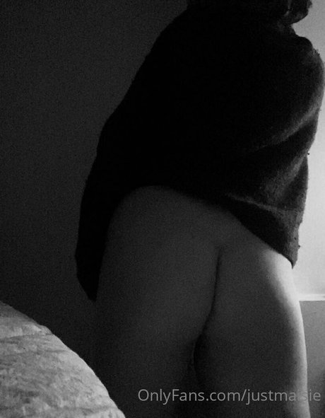 Justmaisie OnlyFans泄露裸照