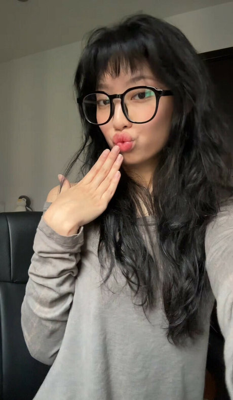Yujin OnlyFans泄露裸照