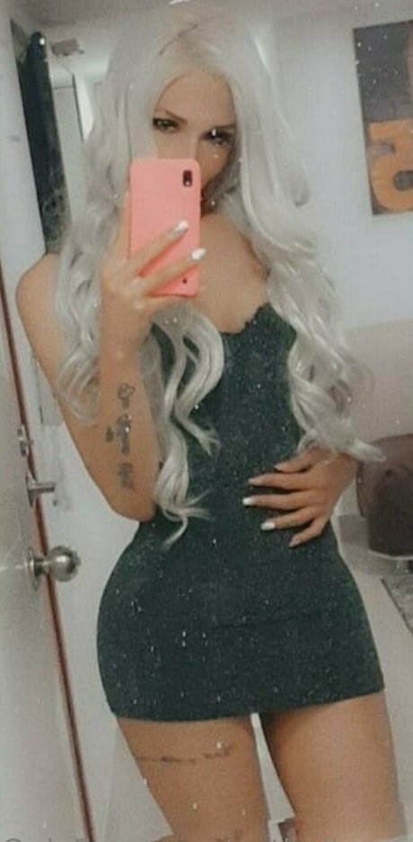 Naken lekkede OnlyFans-bilde av Nathaliaangel