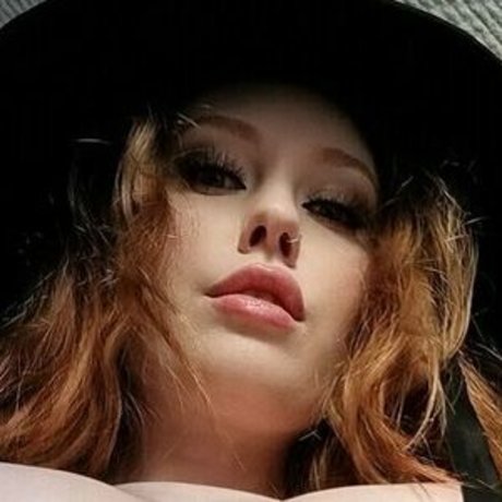 Naken lekkede OnlyFans-bilde av Milkandginger