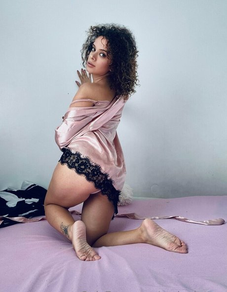 Naken läckt OnlyFans-bild av Melanianew