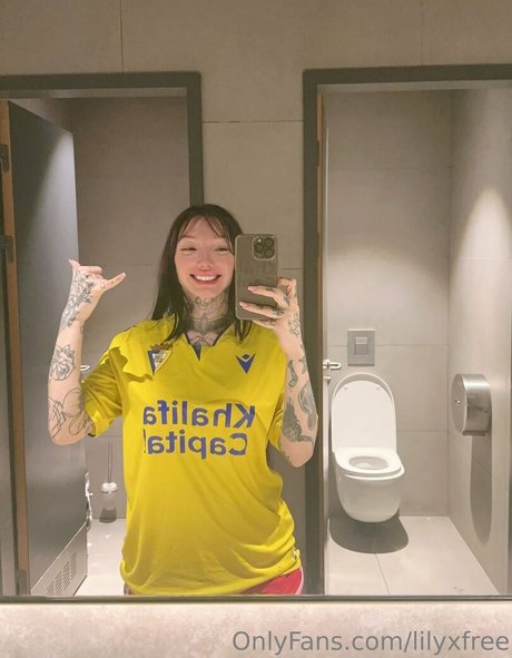Foto nua vazada do OnlyFans de Lilyxfree