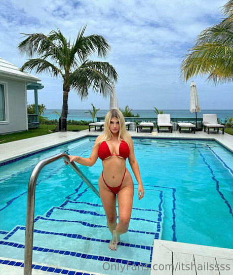 Hayleyx3