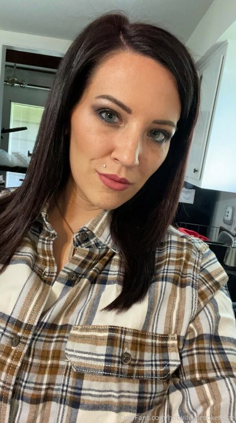 Hotwifebrookeblaze