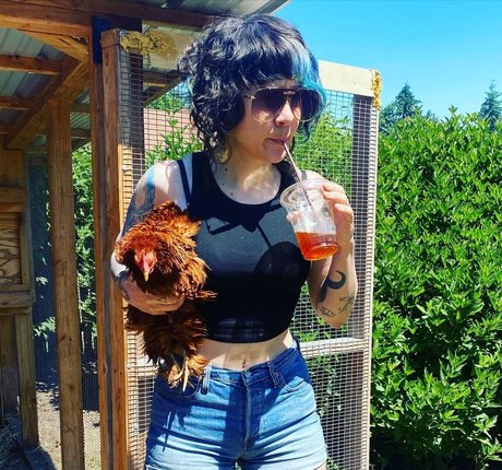 Nahá fotka uniklých OnlyFans od Holly Conrad