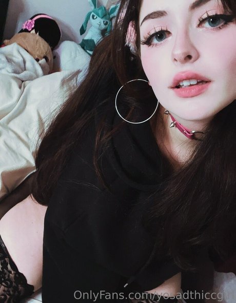 Foto nua vazada do OnlyFans de Yosadthiccgirl