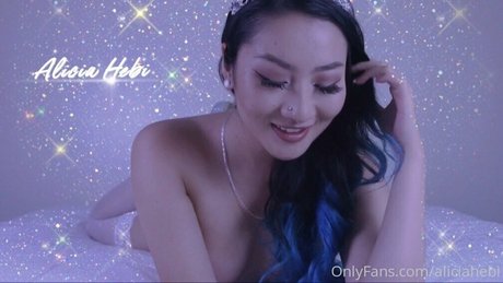 Nahá fotka uniklých OnlyFans od Aliciahebi