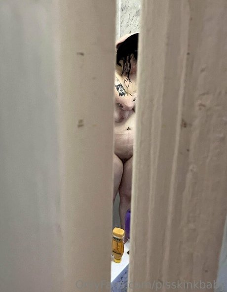 Naken lekkede OnlyFans-bilde av Xalicee