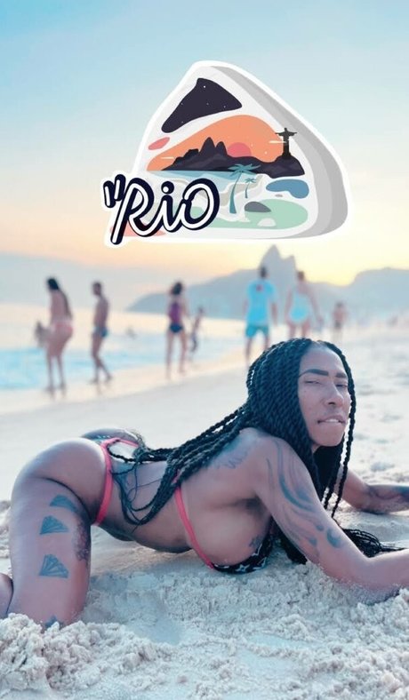 Naken läckt OnlyFans-bild av Ines Brasil