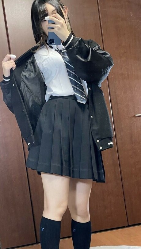 Nahá fotka uniklých OnlyFans od Ainasiusagi