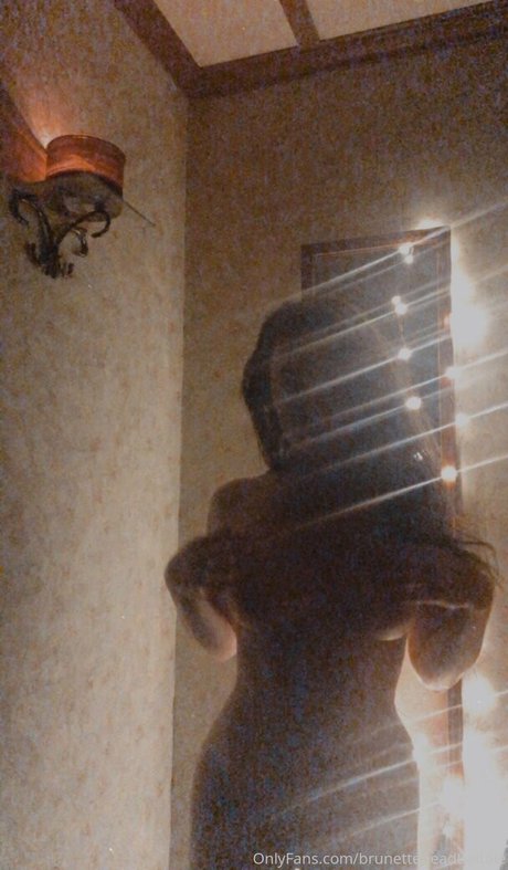 Brunetteheadbaddie