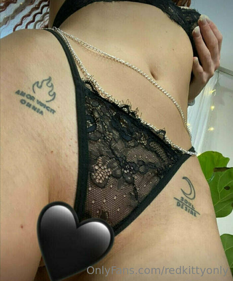 Nacktes geleaktes OnlyFans-Foto von Redkittyonly