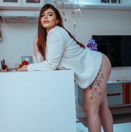 Ariane Rey