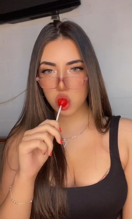 Foto di nudo di fuga di OnlyFans di Jade Reyes