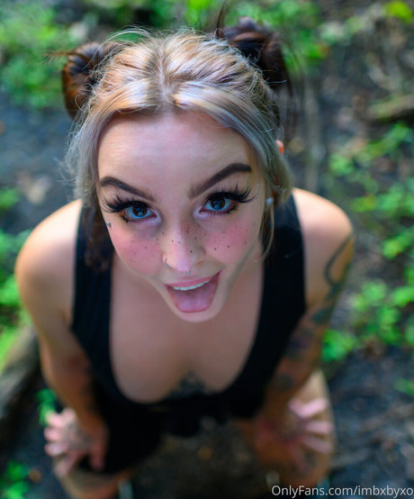 Imbxbyxo