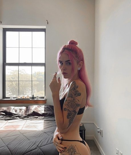 Nahá fotka uniklých OnlyFans od Djnowayandmic
