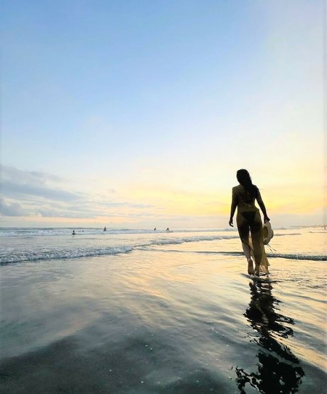 Reshmin Chowdhury OnlyFansリークヌード写真