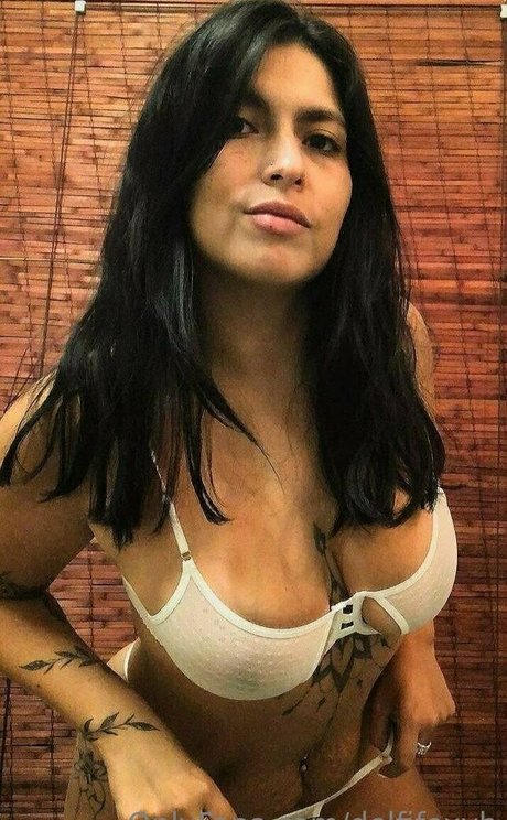 Naken lekkede OnlyFans-bilde av Delfifoxyb