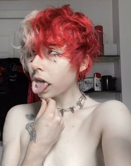 Naken lekkede OnlyFans-bilde av Milkw0lf