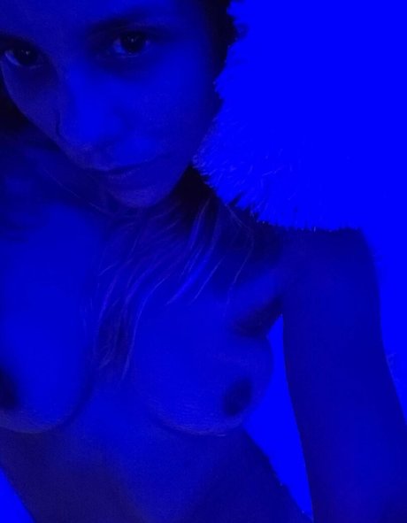 Naken lekkede OnlyFans-bilde av Xkaramelbabyx