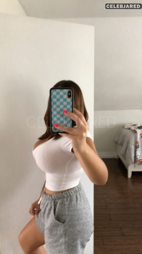 Nahá fotka uniklých OnlyFans od Nicole Osak