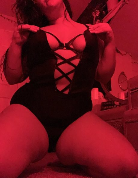Naken lekkede OnlyFans-bilde av Melise