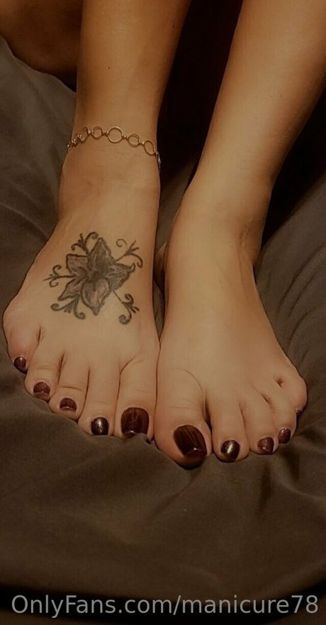Naken läckt OnlyFans-bild av Manicure78