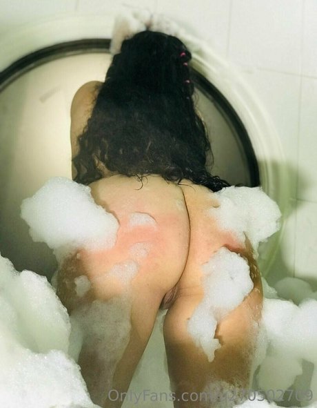 Naken lekkede OnlyFans-bilde av Ninavergara29