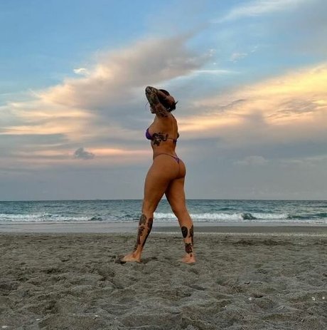 Naken lekkede OnlyFans-bilde av Robbiecal