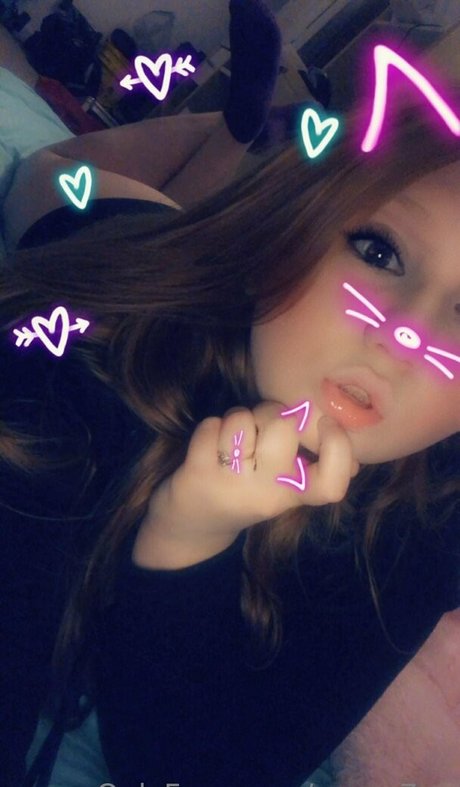 Alaston vuotanut OnlyFans-kuva Xxxse7enn