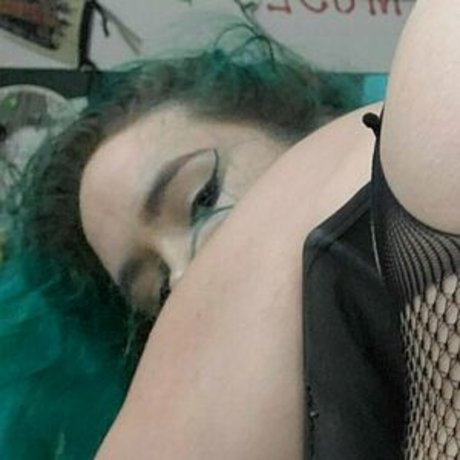 Bluewutfree  nude leaked OnlyFans photo