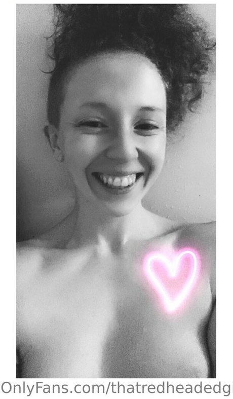 Thatredheadedgirl6