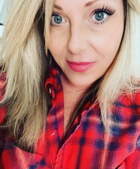 Tennesseegirl72