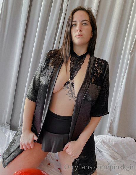Naakte gelekte OnlyFans-foto van Pinkksun