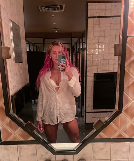 Naken lekkede OnlyFans-bilde av Danielle Brandon