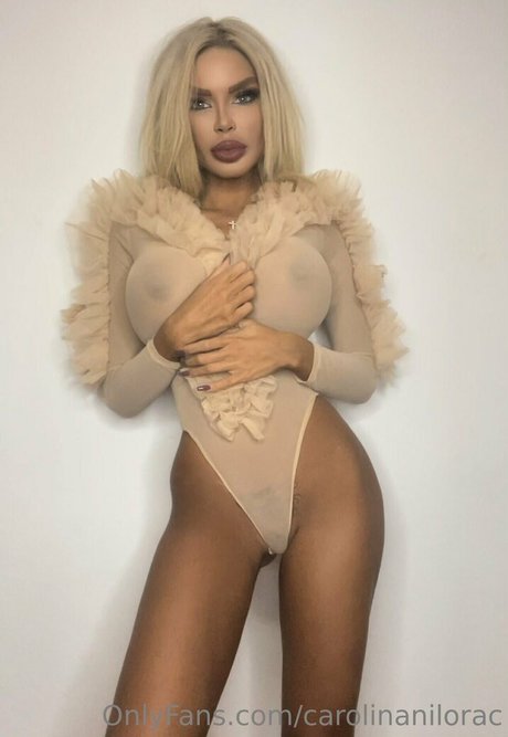 Naken lekkede OnlyFans-bilde av Carolina Nilorac
