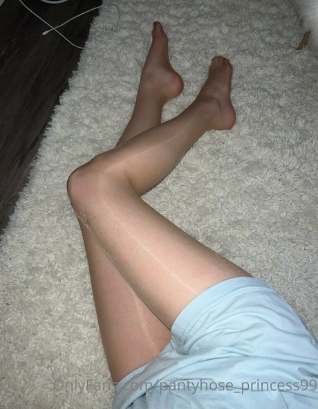 Pantyhoseprincess99