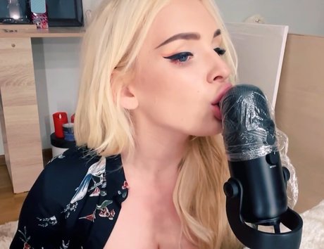 Nøgent lækket OnlyFans-billede af Arinasl