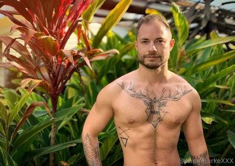 Aaronburkexxx OnlyFans 유출 누드 사진