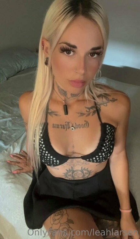 Naken lekkede OnlyFans-bilde av Leahlarsen