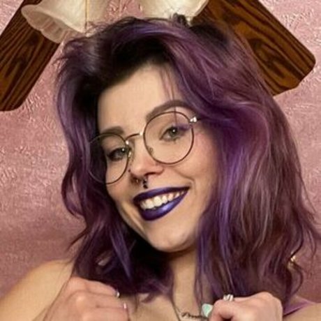 Queenegirl27