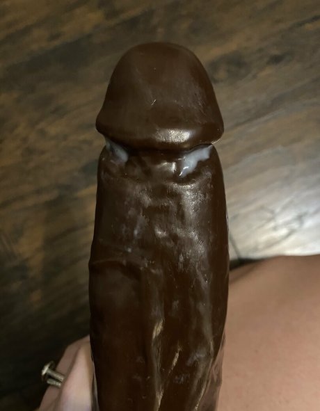 Hotwifepeachesfree