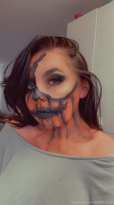 Nacktes geleaktes OnlyFans-Foto von Tashag18