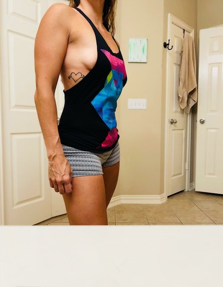 Bikinisquats