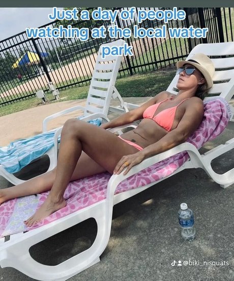 Bikinisquats