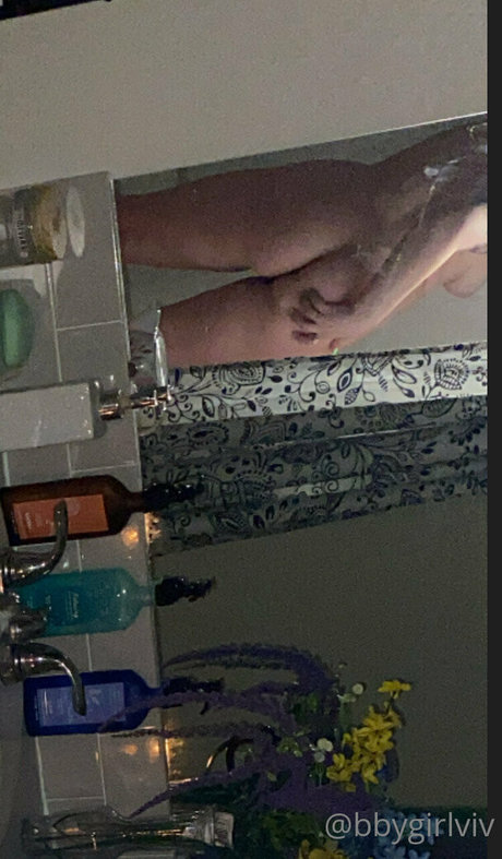 Naken lekkede OnlyFans-bilde av Bbygirlviv