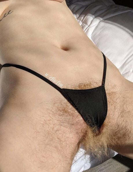 Hairyblondie